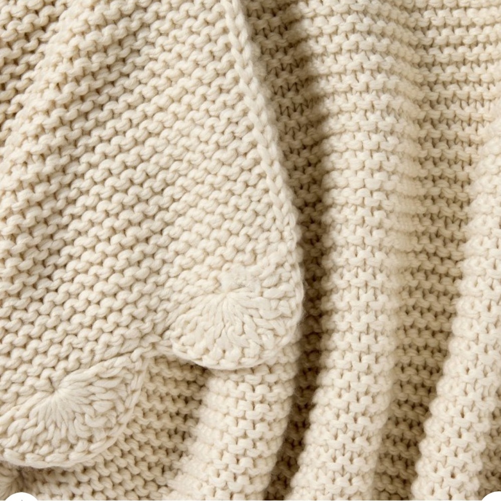 Threshold Studio McGee Cozy Cream Scalloped Knit Throw Blanket - Picture 3 of 6